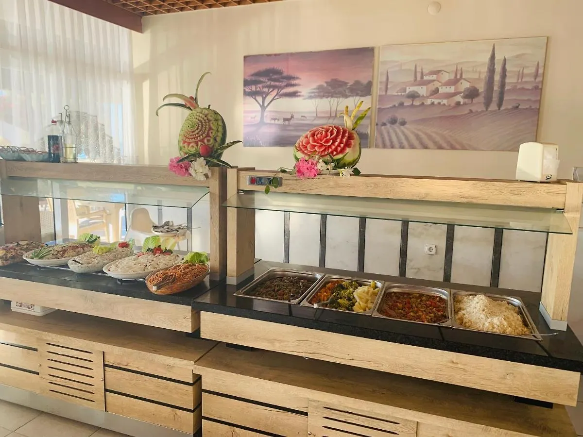 Holiday Hotel Кушадасы