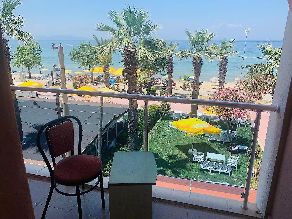 Holiday Hotel Кушадасы